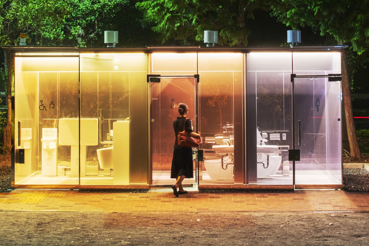 海外の反応「日本でしか存在し得ない公衆便所！」著名建築家がデザインした渋谷の "透明トイレ" が斬新でオシャレと話題